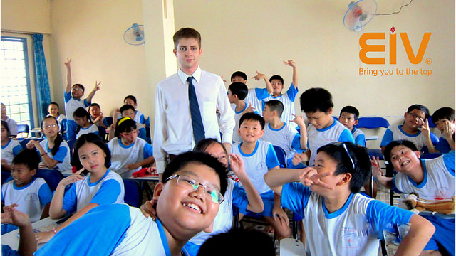 Trách nhiệm xã hội Giáo viên nước ngoài được dạy tại cơ sở giáo dục phổ thông