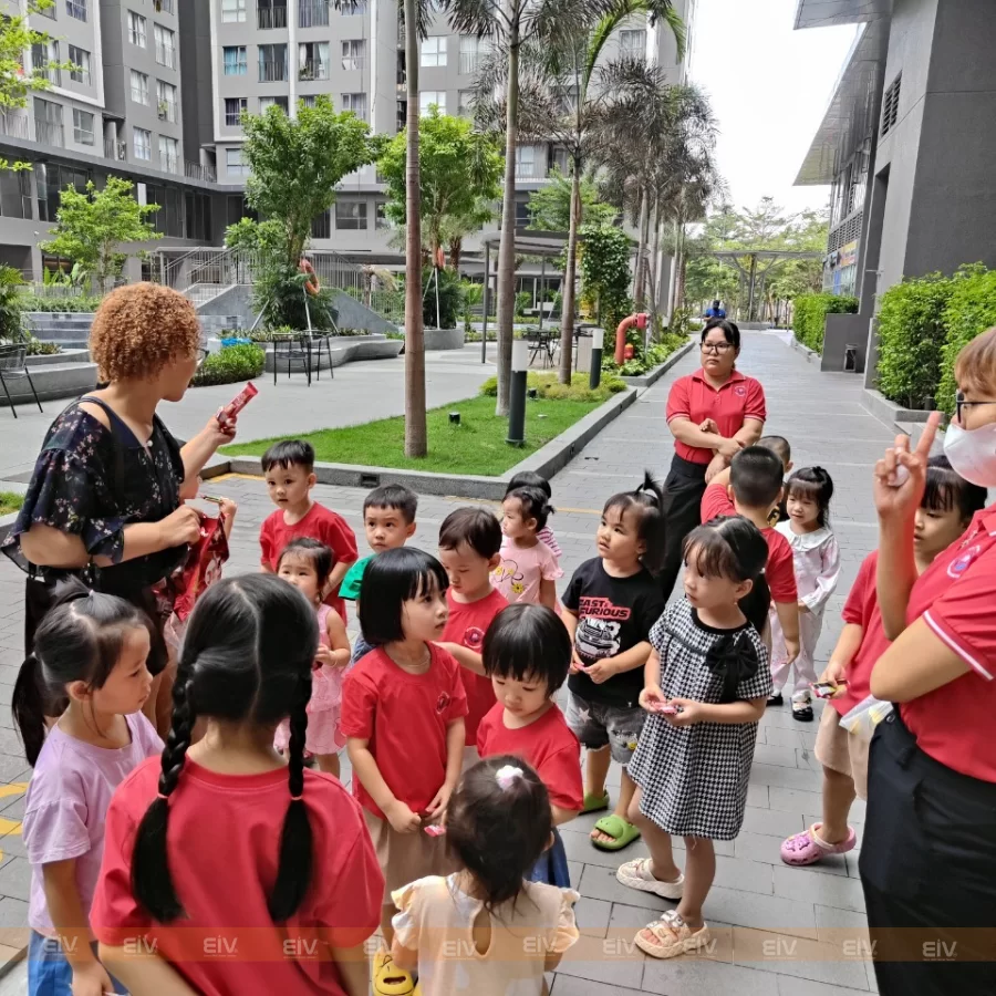 Chương trình áp dụng những phương pháp giảng dạy nào