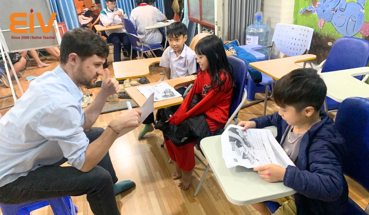 EIV cung cấp giáo viên nước ngoài cho trung tâm Anh ngữ Nhân Tâm Đà Nẵng