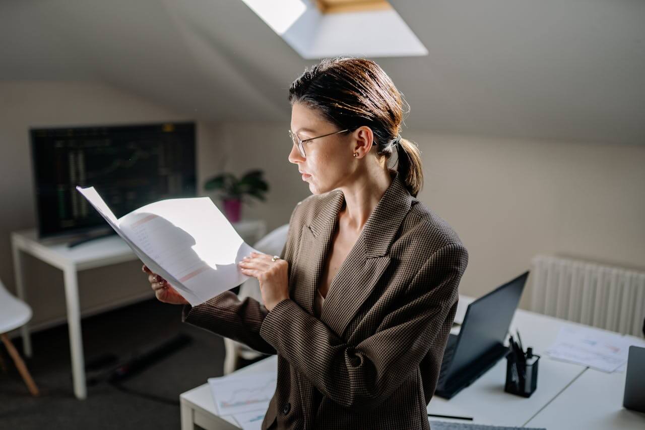 Xu Hướng Hiện Đại Phụ Nữ có còn Lấy Họ Chồng