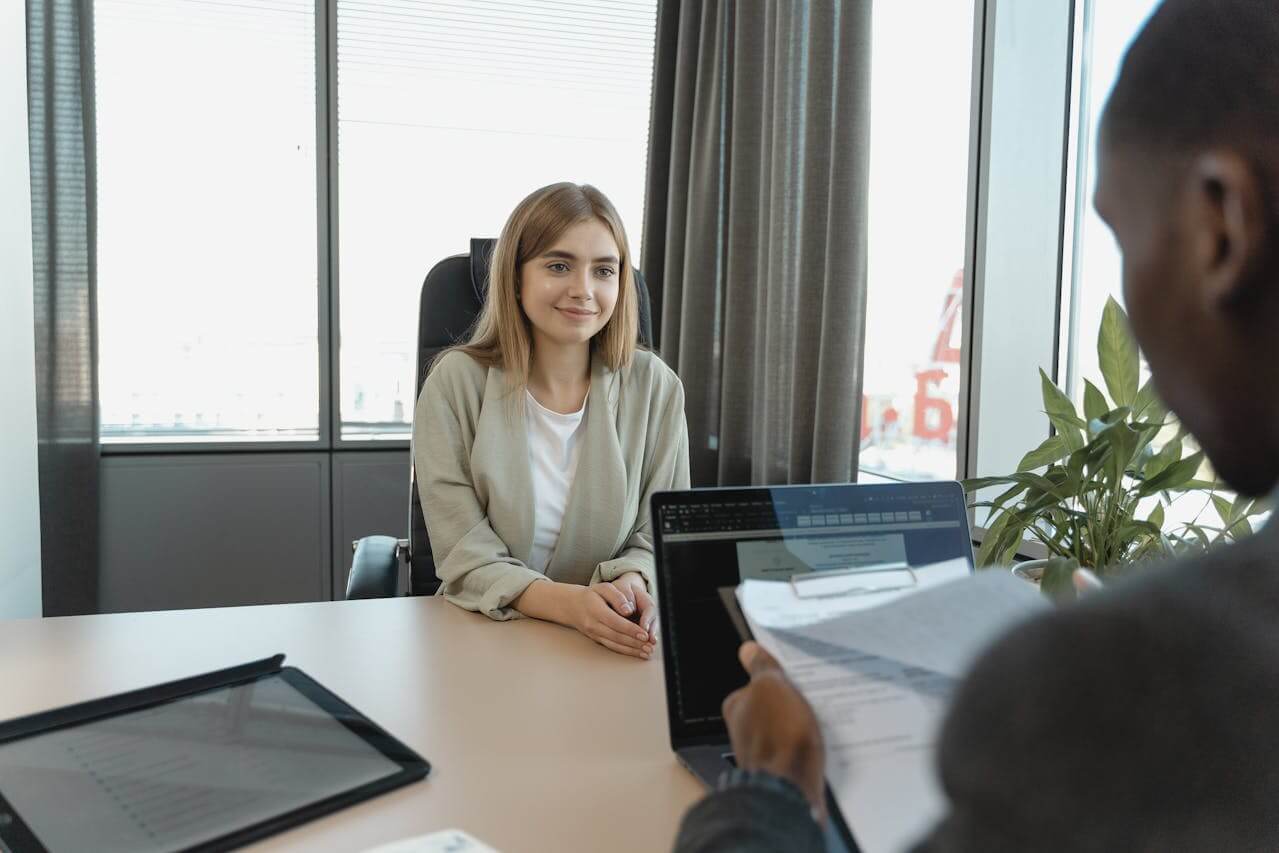 Quy Trình Xin Cấp Giấy Phép Lao Động Cho Giáo Viên Nước Ngoài Như Thế Nào