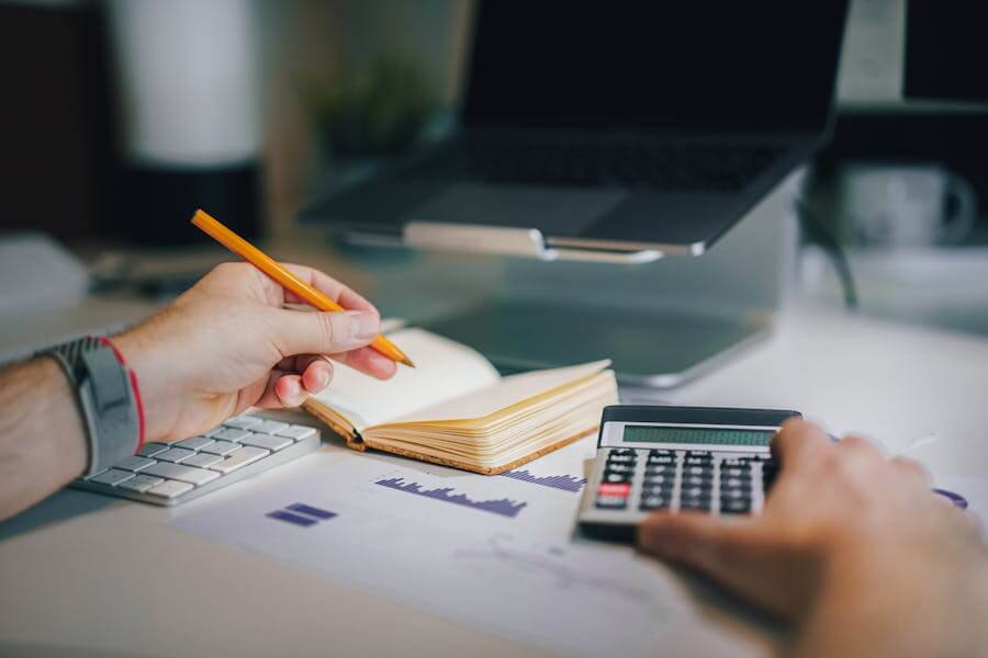 Mức Lương Bao Nhiêu Phải Nộp Thuế Thu Nhập Cá Nhân