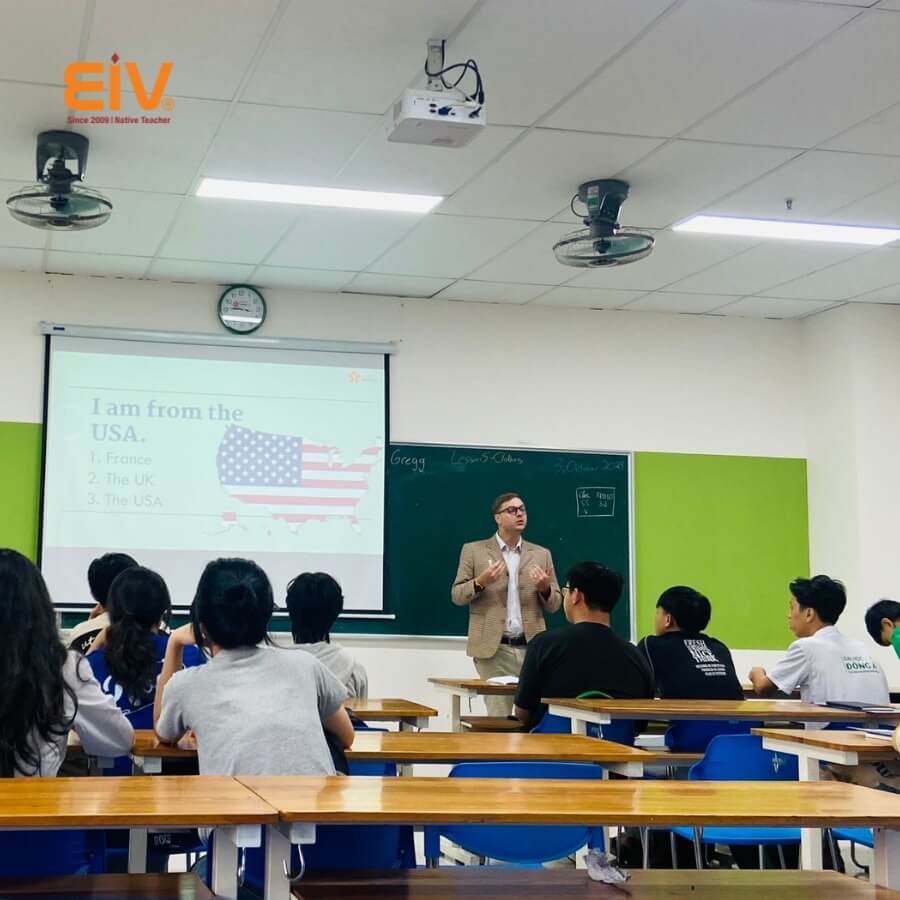 Quy định mới về giảng dạy bằng ngoại ngữ