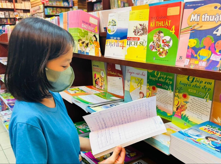 Áp dụng bộ sách giáo khoa thống nhất trên toàn quốc từ năm học 2026 – 2027