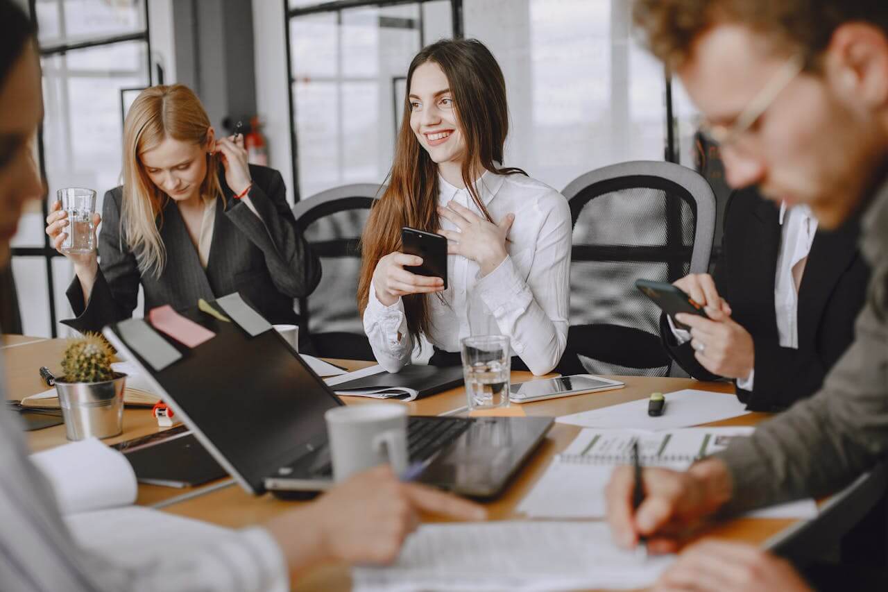 Quy Định Về Mức Đóng BHXH Cho Người Nước Ngoài