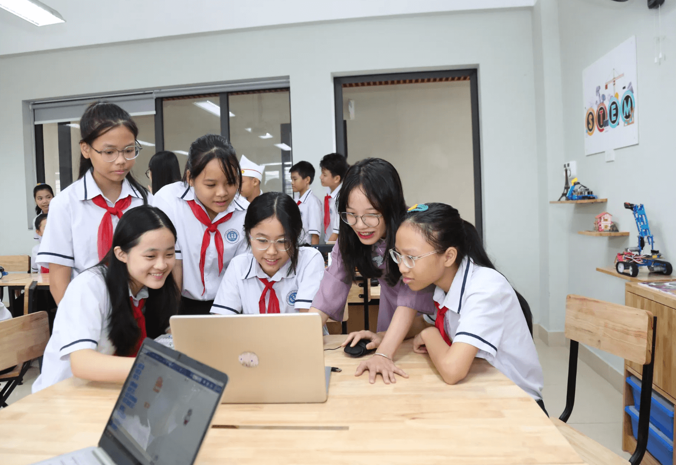 Quyền hạn đồng hành cùng trách nhiệm
