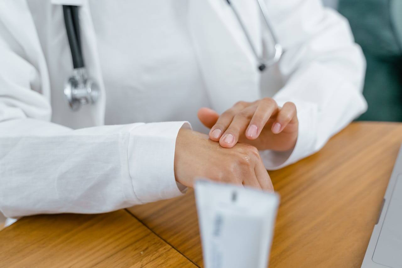 Trách Nhiệm Của Doanh Nghiệp Đối Với BHYT Người Nước Ngoài