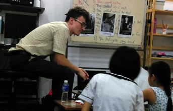 (Tiếng Việt) Mở lớp học tiếng Anh tại nhà cho con